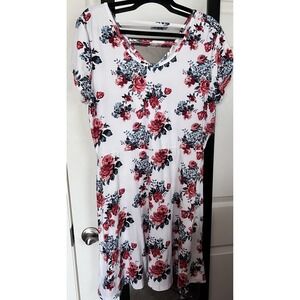 Bobbie Brooks Women's Floral Dress white V Neck Short sleeve Sz XL
